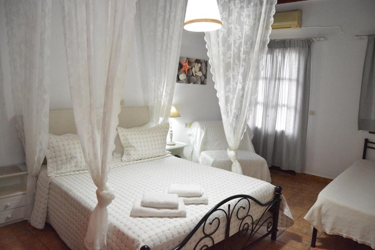 Stefanos Katsaros Studios Skala  Luaran gambar