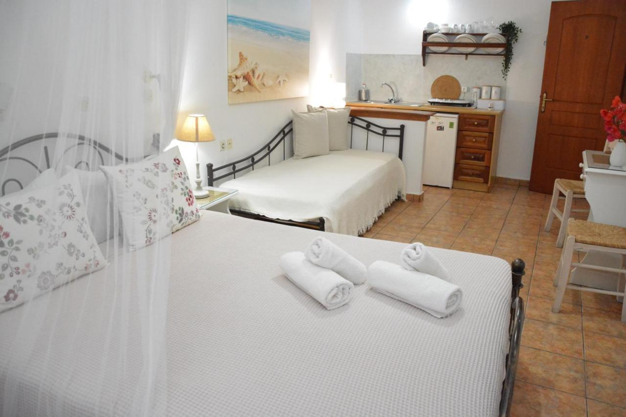 Stefanos Katsaros Studios Skala  Luaran gambar